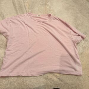 aritzia wilfred free cropped t shirt pink